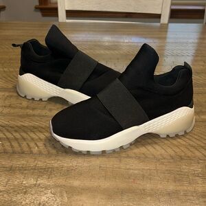 J/Slides sneakers size 7